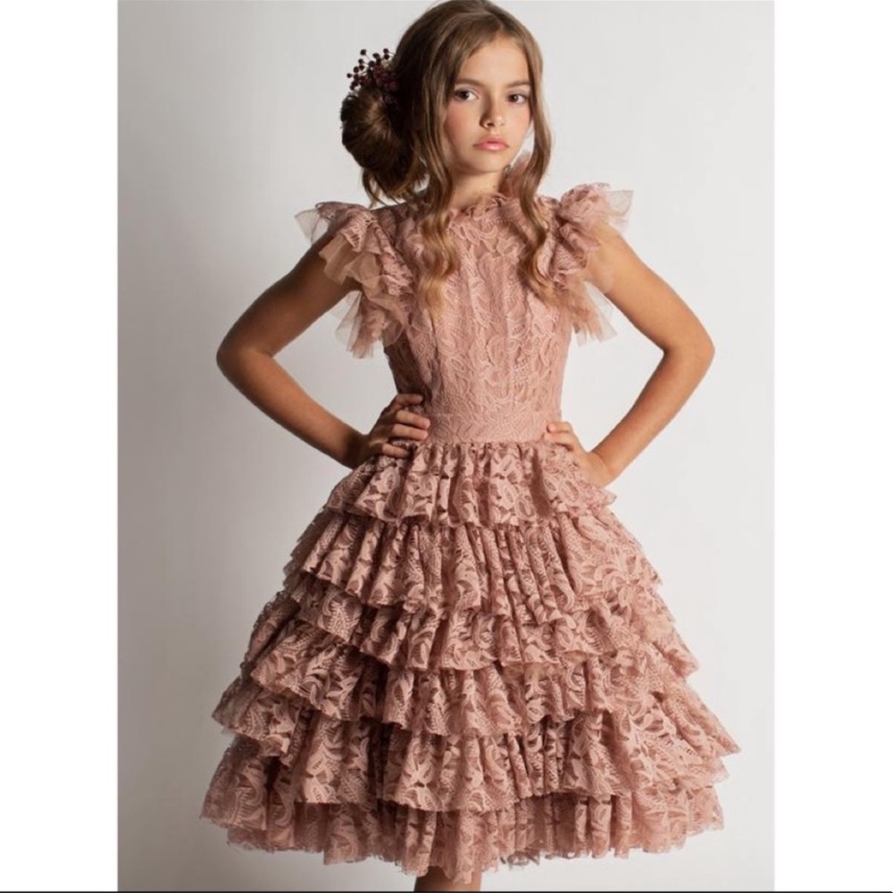 Joyfolie girls anouk pink nude lace dress! Size 10 worn 1x